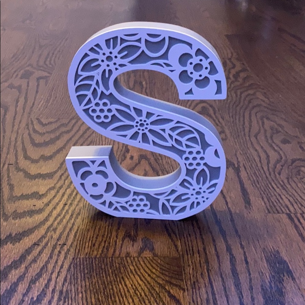 S design decoration